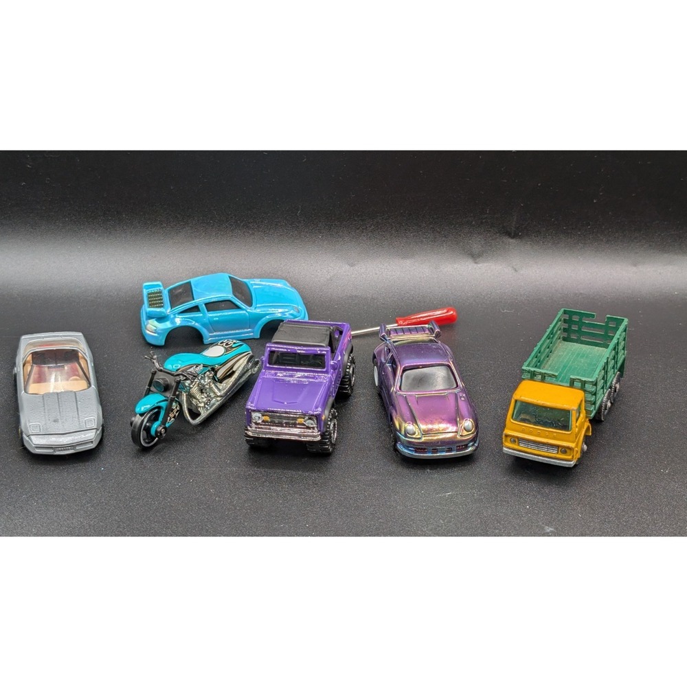 Hot Wheels & Matchbox Lot of 5 Modern & Vintage Die-cast Cars (1970s To 2015)